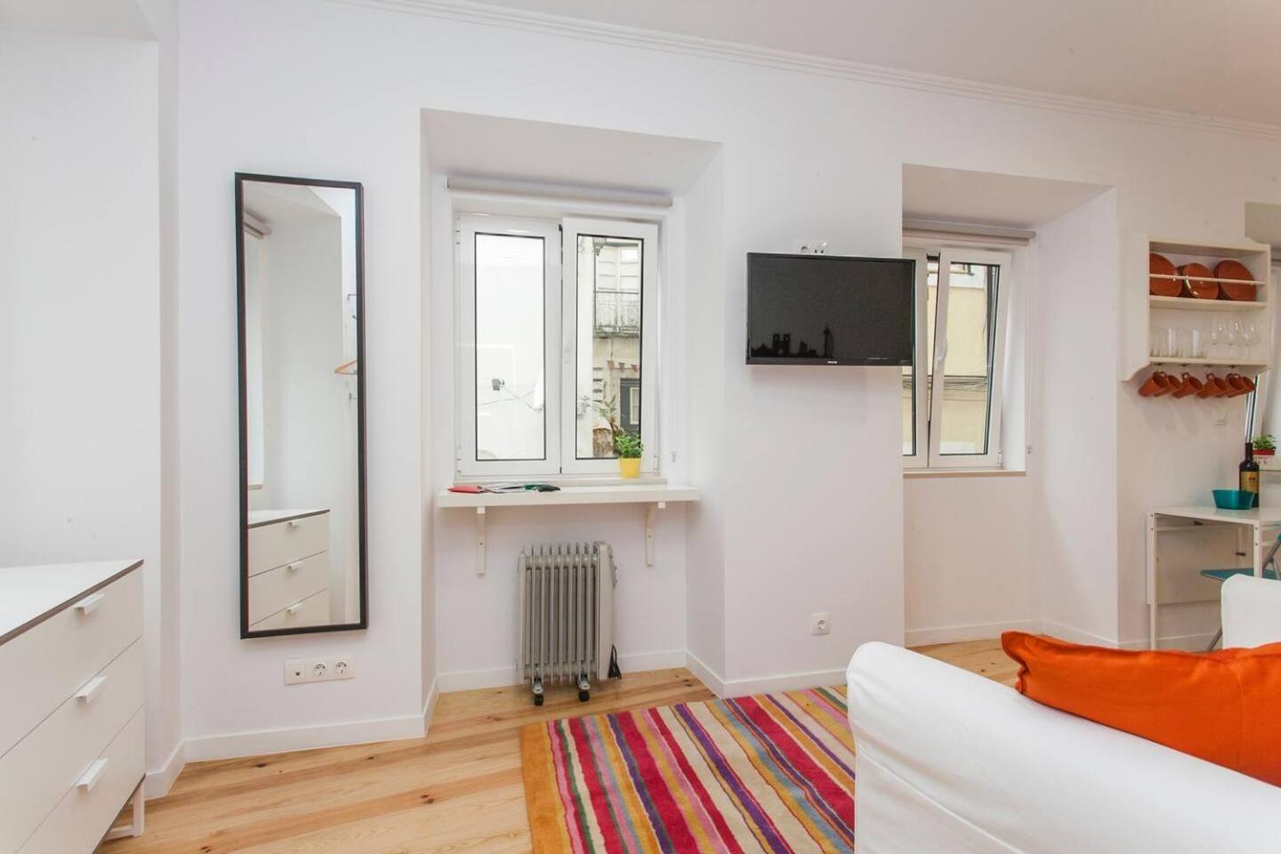 Whome Hidden Gem In Alfama Perfect To Explore Lisbon Exterior photo